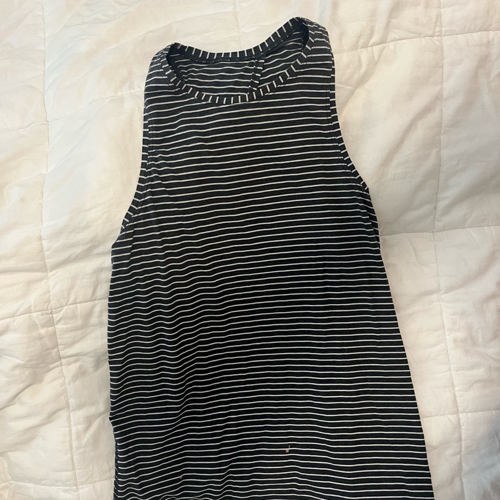 Lululemon stripped tie back tank top